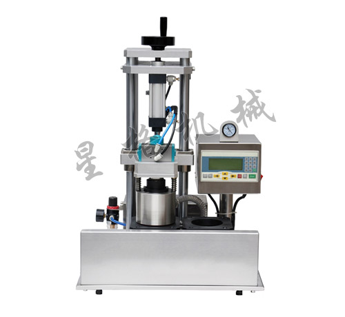 半自動(dòng)玻璃瓶真空旋蓋機(jī)(圖1)